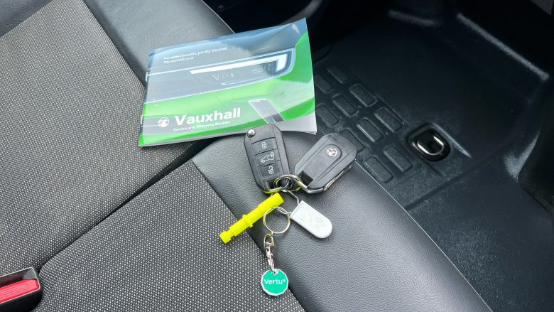 Vauxhall Vivaro L1 Diesel 2700 1.5d 120PS Sportive H1 Van